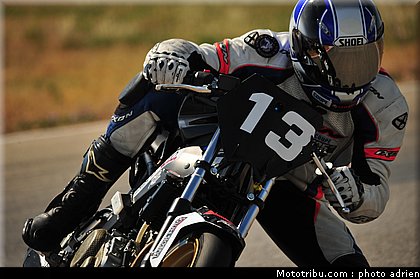 pilotes_125_ecole_de_pilotage_zf_grand_prix_zarco_fellon_louis_rossi_ete_2012.jpg