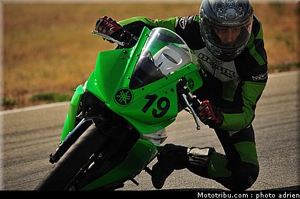pilotes_126_ecole_de_pilotage_zf_grand_prix_zarco_fellon_louis_rossi_ete_2012.jpg