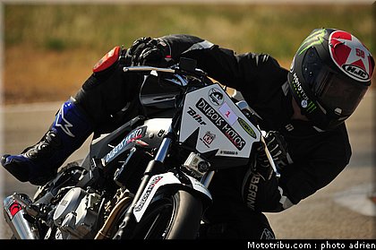 pilotes_127_ecole_de_pilotage_zf_grand_prix_zarco_fellon_louis_rossi_ete_2012.jpg