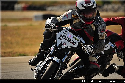 pilotes_130_ecole_de_pilotage_zf_grand_prix_zarco_fellon_louis_rossi_ete_2012.jpg