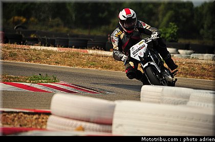 pilotes_145_ecole_de_pilotage_zf_grand_prix_zarco_fellon_louis_rossi_ete_2012.jpg