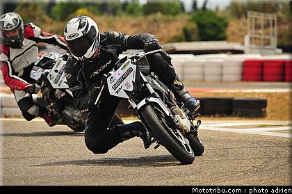 pilotes_179_ecole_de_pilotage_zf_grand_prix_zarco_fellon_louis_rossi_ete_2012.jpg