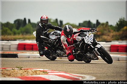 pilotes_254_ecole_de_pilotage_zf_grand_prix_zarco_fellon_louis_rossi_ete_2012.jpg