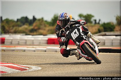 pilotes_266_ecole_de_pilotage_zf_grand_prix_zarco_fellon_louis_rossi_ete_2012.jpg