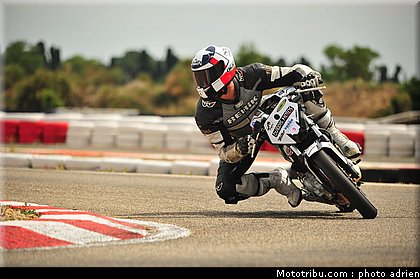 pilotes_267_ecole_de_pilotage_zf_grand_prix_zarco_fellon_louis_rossi_ete_2012.jpg