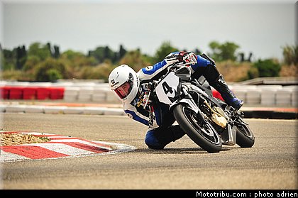 pilotes_271_ecole_de_pilotage_zf_grand_prix_zarco_fellon_louis_rossi_ete_2012.jpg