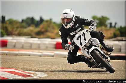 pilotes_282_ecole_de_pilotage_zf_grand_prix_zarco_fellon_louis_rossi_ete_2012.jpg