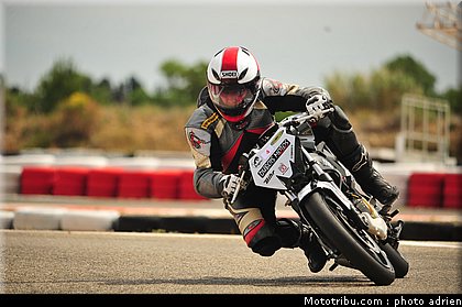 pilotes_283_ecole_de_pilotage_zf_grand_prix_zarco_fellon_louis_rossi_ete_2012.jpg