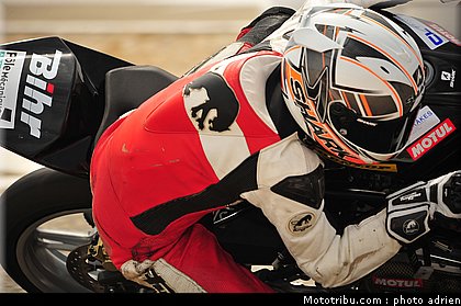 pilotes_296_ecole_de_pilotage_zf_grand_prix_zarco_fellon_louis_rossi_ete_2012.jpg