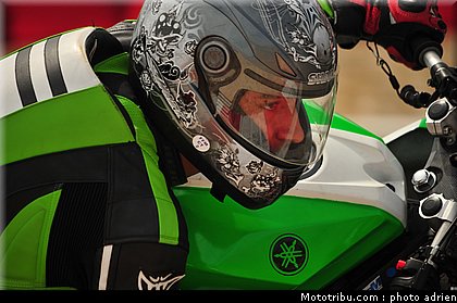 pilotes_298_ecole_de_pilotage_zf_grand_prix_zarco_fellon_louis_rossi_ete_2012.jpg