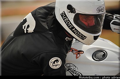 pilotes_301_ecole_de_pilotage_zf_grand_prix_zarco_fellon_louis_rossi_ete_2012.jpg