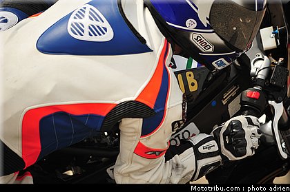 pilotes_319_ecole_de_pilotage_zf_grand_prix_zarco_fellon_louis_rossi_ete_2012.jpg
