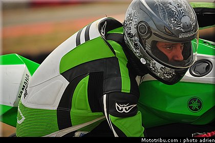 pilotes_323_ecole_de_pilotage_zf_grand_prix_zarco_fellon_louis_rossi_ete_2012.jpg