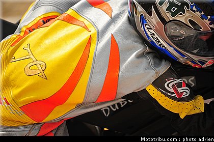 pilotes_328_ecole_de_pilotage_zf_grand_prix_zarco_fellon_louis_rossi_ete_2012.jpg