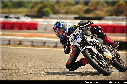 pilotes_339_ecole_de_pilotage_zf_grand_prix_zarco_fellon_louis_rossi_ete_2012.jpg
