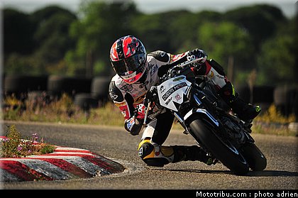 rossi_004_ecole_de_pilotage_zf_grand_prix_zarco_fellon_louis_rossi_ete_2012.jpg
