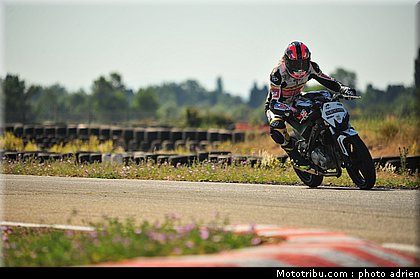 rossi_005_ecole_de_pilotage_zf_grand_prix_zarco_fellon_louis_rossi_ete_2012.jpg