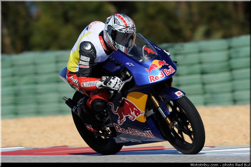 nassi_01_red_bull_motogp_rookies_cup_2013_selection_