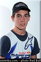 perolari_03_red_bull_motogp_rookies_cup_2013_selection_.jpg