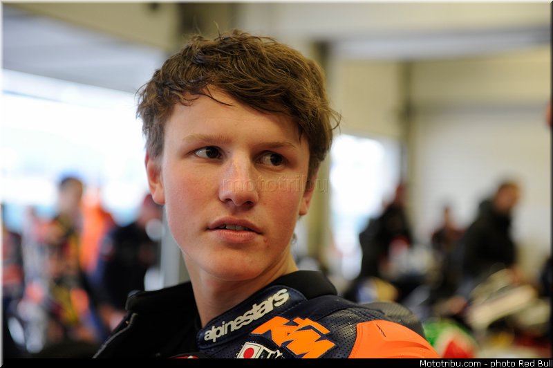 deroue_roberts_002_redbull_motogp_rookies_cup_2013_test_fevrier