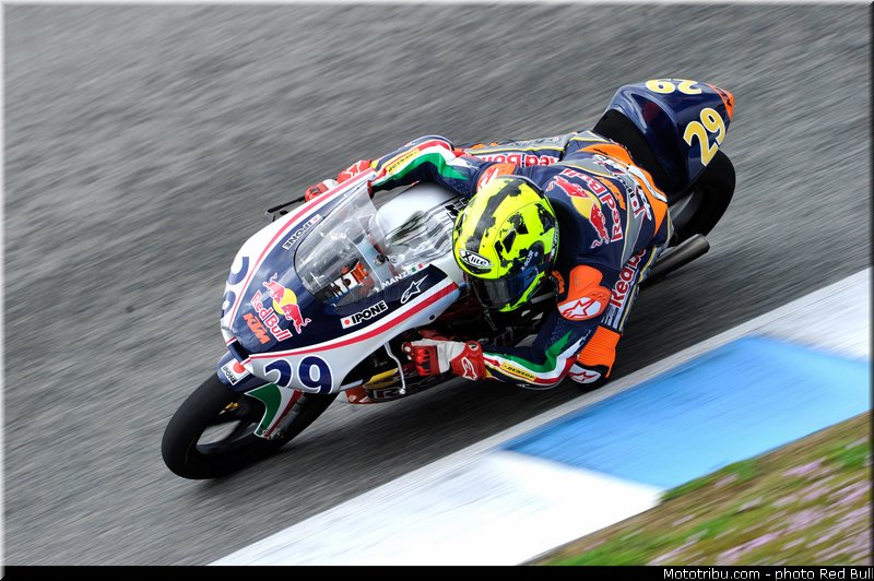 manzi_009_redbull_motogp_rookies_cup_2013_test_fevrier