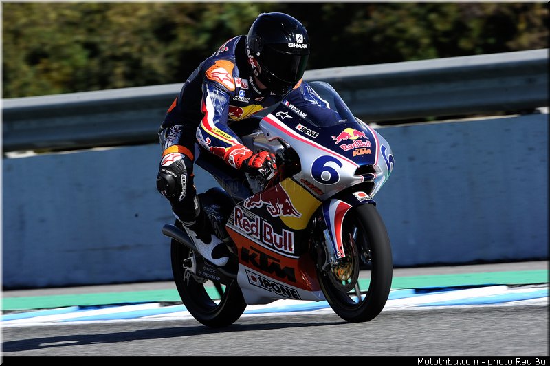 perolari_006_redbull_motogp_rookies_cup_2013_test_fevrier