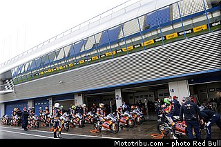 018_redbull_motogp_rookies_cup_2013_test_fevrier.jpg