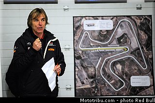 023_redbull_motogp_rookies_cup_2013_test_fevrier.jpg