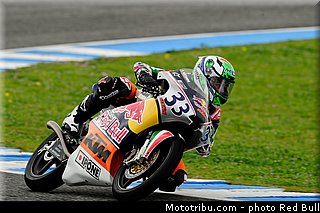 bastianini_003_redbull_motogp_rookies_cup_2013_test_fevrier.jpg