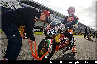 bastianini_004_redbull_motogp_rookies_cup_2013_test_fevrier.jpg