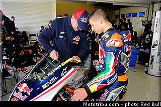 bastianini_005_redbull_motogp_rookies_cup_2013_test_fevrier.jpg