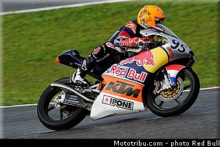deroue_001_redbull_motogp_rookies_cup_2013_test_fevrier.jpg