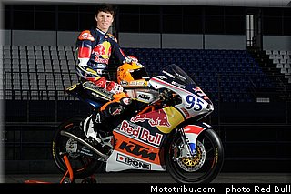 deroue_003_redbull_motogp_rookies_cup_2013_test_fevrier.jpg