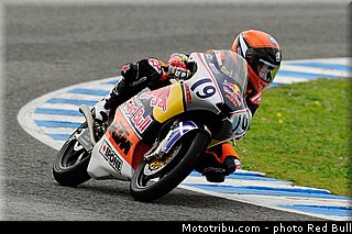 mackenzie_003_redbull_motogp_rookies_cup_2013_test_fevrier.jpg