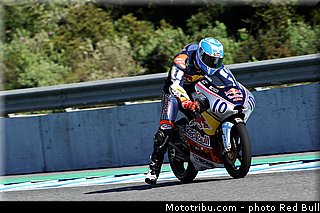 nassi_011_redbull_motogp_rookies_cup_2013_test_fevrier.jpg