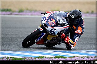 perolari_005_redbull_motogp_rookies_cup_2013_test_fevrier.jpg
