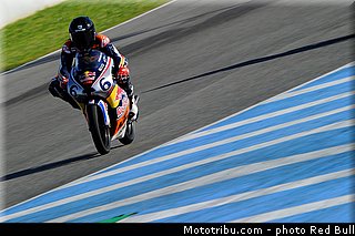 perolari_007_redbull_motogp_rookies_cup_2013_test_fevrier.jpg