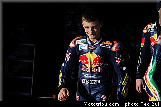 simpson_007_redbull_motogp_rookies_cup_2013_test_fevrier.jpg