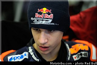tocca_003_redbull_motogp_rookies_cup_2013_test_fevrier.jpg