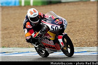 trautmann_008_redbull_motogp_rookies_cup_2013_test_fevrier.jpg