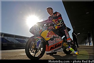 weaving_005_redbull_motogp_rookies_cup_2013_test_fevrier.jpg