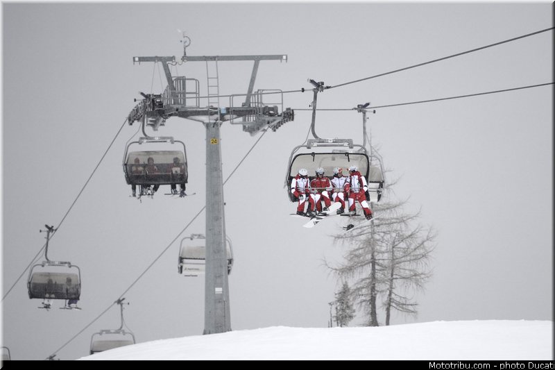 ski_01_ducati_wrooom_2013