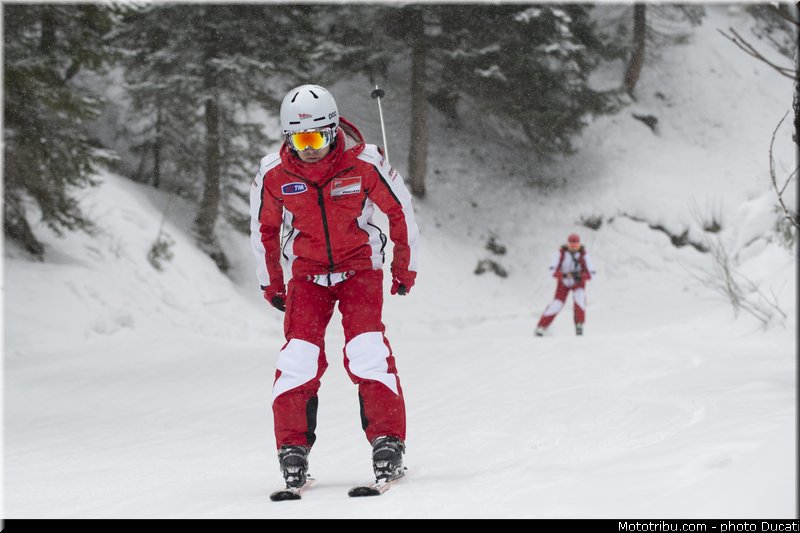 ski_09_ducati_wrooom_2013