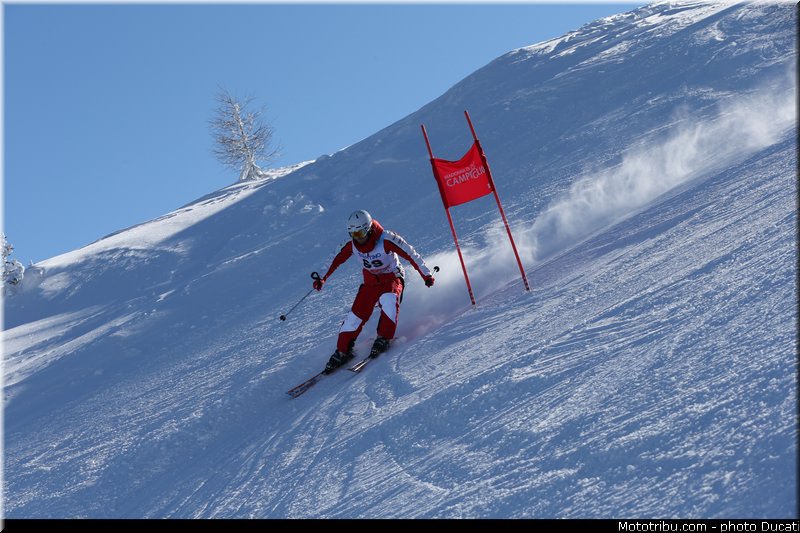ski_38_ducati_wrooom_2013