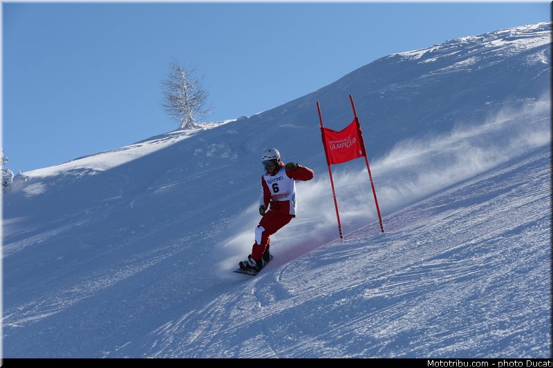 ski_41_ducati_wrooom_2013