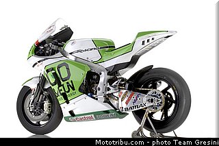 team_gresini_go_fun_motogp_2013_052.jpg