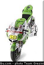 team_gresini_go_fun_motogp_2013_073.jpg