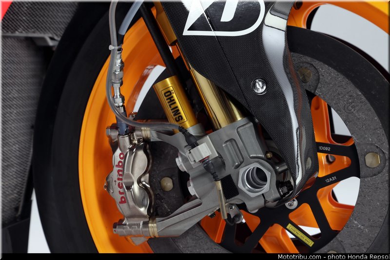 honda_hrc_pedrosa_marquez_rc_213v_2013_46