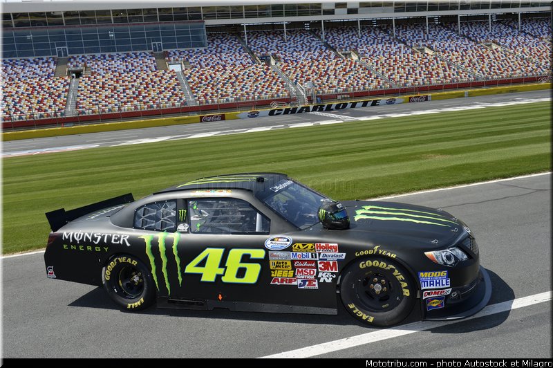 valentino_rossi_et_kyle_busch_nascar_2013_010