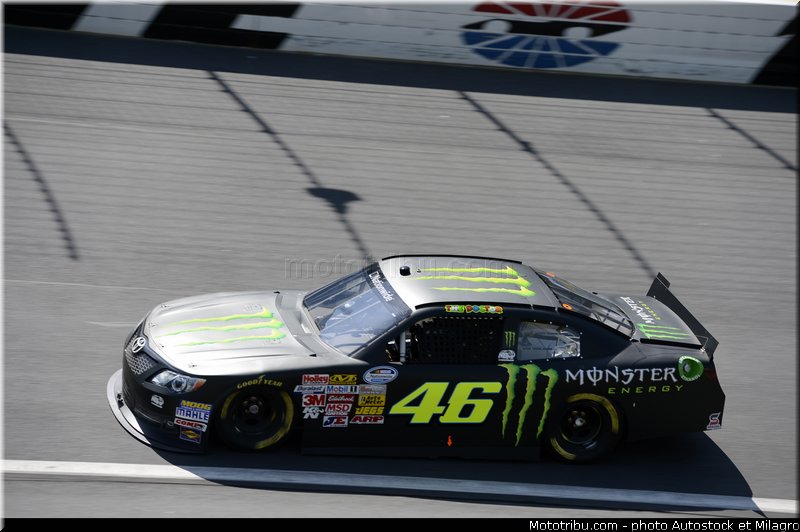 valentino_rossi_et_kyle_busch_nascar_2013_012